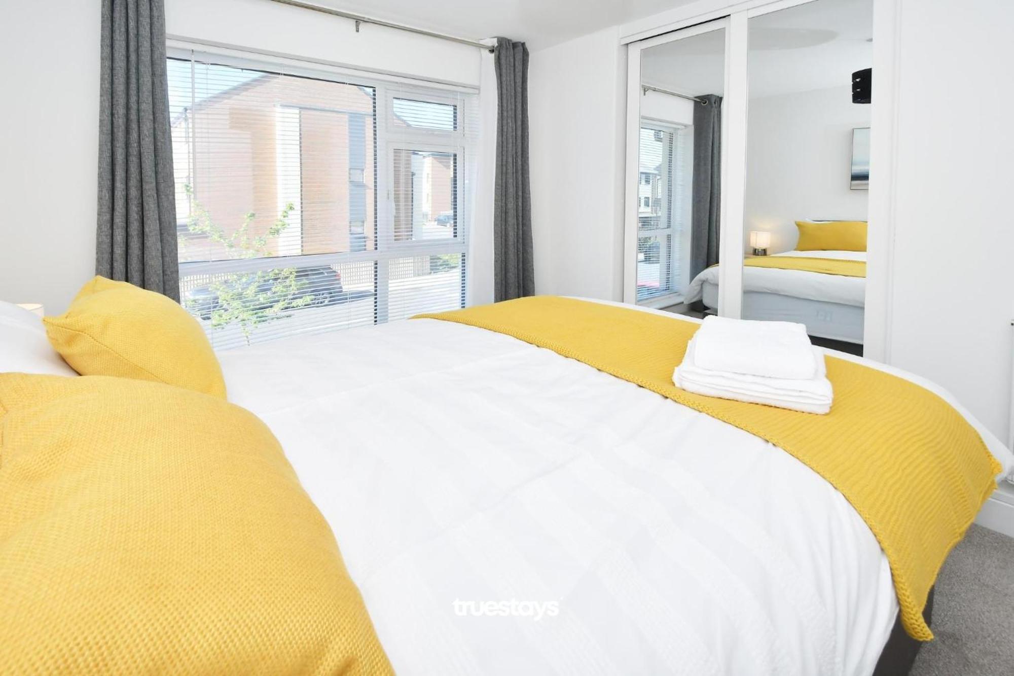Regal House By True Stays - 3 Bedroom House In Stoke-On-Trent المظهر الخارجي الصورة