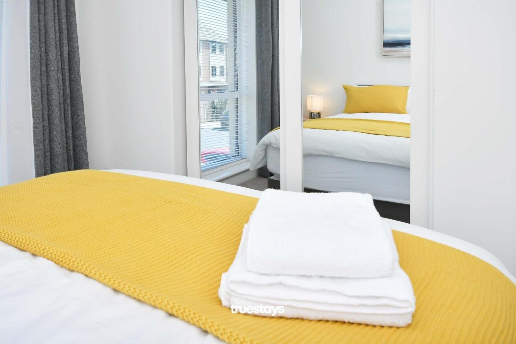 Regal House By True Stays - 3 Bedroom House In Stoke-On-Trent المظهر الخارجي الصورة