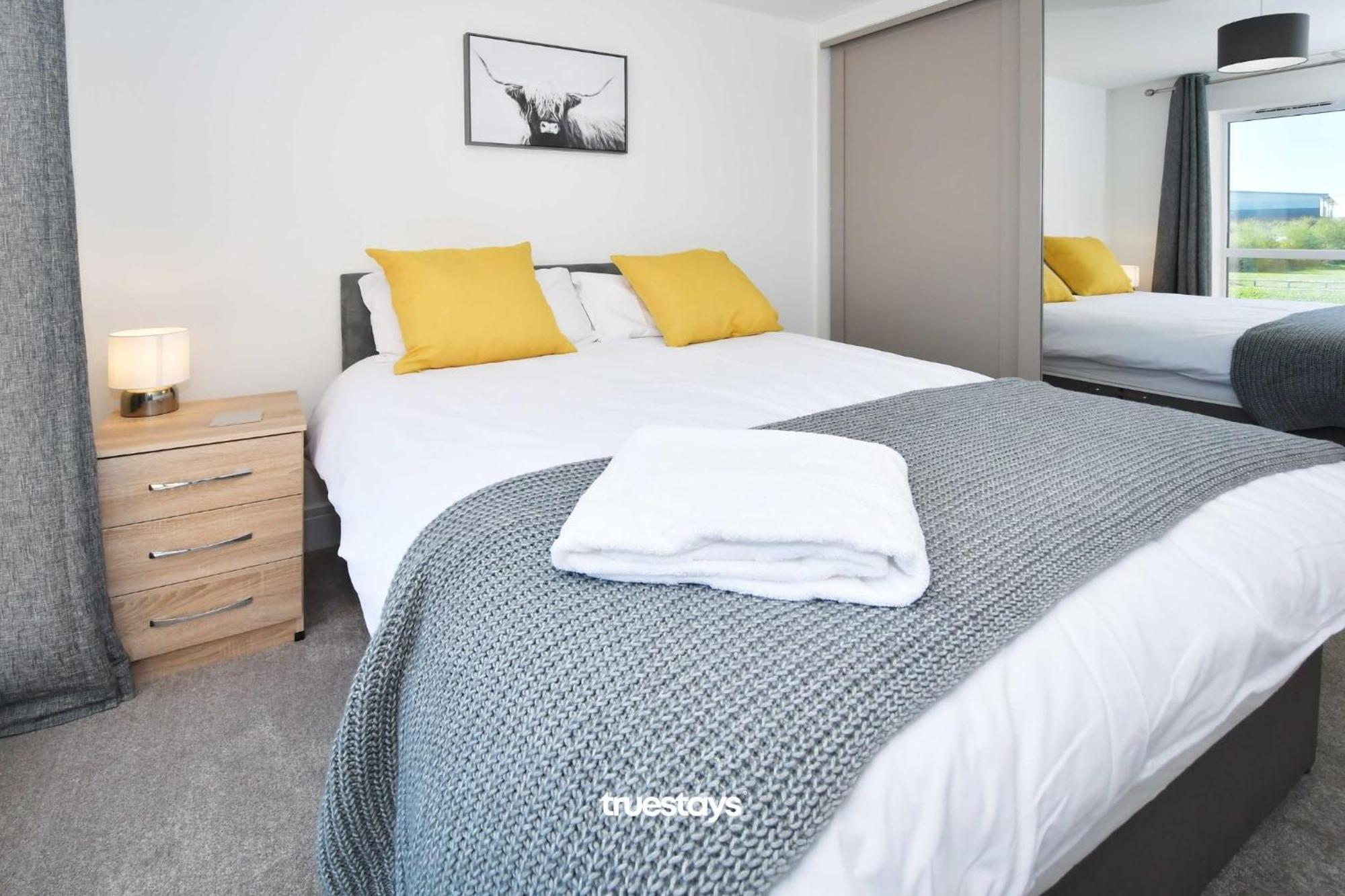 Regal House By True Stays - 3 Bedroom House In Stoke-On-Trent المظهر الخارجي الصورة
